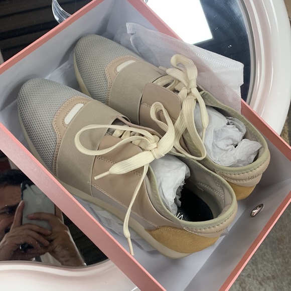 Bilo Neoprene Slip On Sneaker in Beige Leather and Suede with decorative Laces - Picture 9 of 10